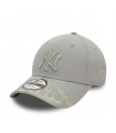 Gorra 9Forty New York Yankees MLB Flames Grey