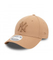 Gorra 9Forty New York Yankees MLB League Essential Beige Women