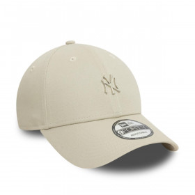 Gorra 9Forty New York Yankees MLB Metallic Badge Light Beige