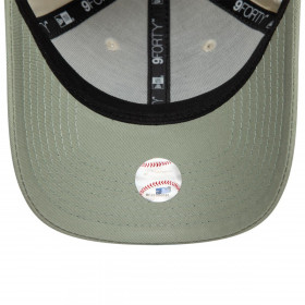 Gorra 9Forty Oakland Athletics MLB World Series Light Beige