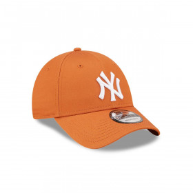 Gorra 9Forty New York Yankees MLB League Essentials Med Brown