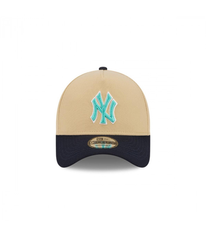 Gorro 9forty MLB New York Yankees City Sidepatch Light Beige