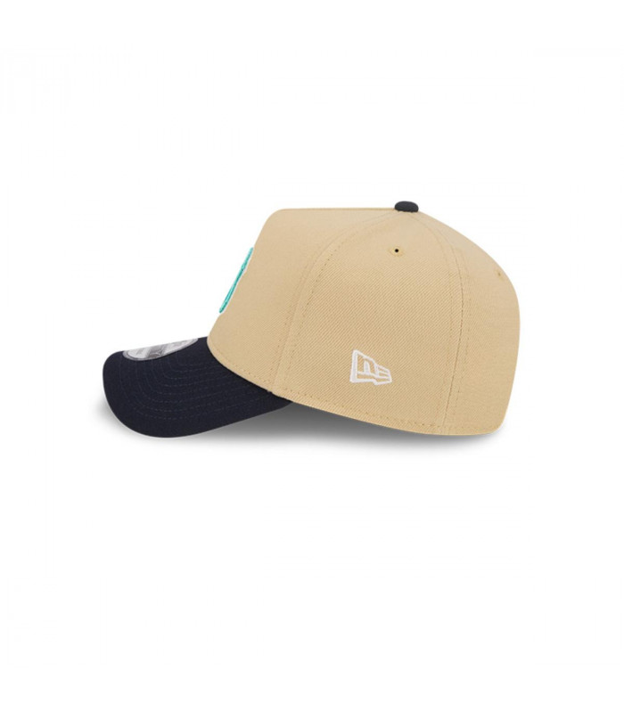 Gorro 9forty MLB New York Yankees City Sidepatch Light Beige