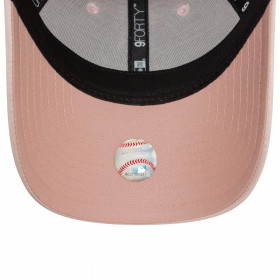 Gorra 9Forty New York Yankees MLB Satin Pink