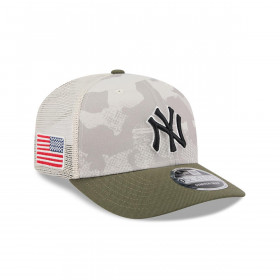 Gorra 9Seventy New York Yankees MLB  Armed Forces Day Beige
