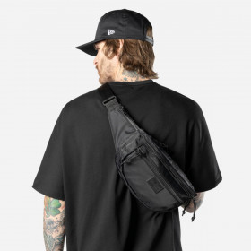Canguro New Era  Explorer Waist Bag Black