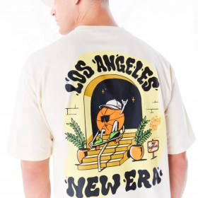 Polera New Era Brand City Graphic Light Beige